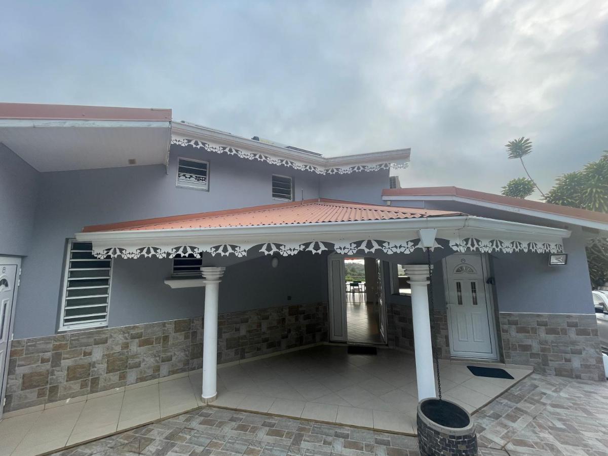 Les Appart Villa Sunbay Caraibes Avec Piscine Privative Vue Mer Et Montagne Le Francois Exterior photo